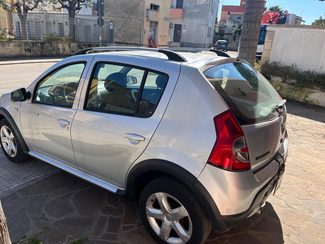 Dacia Sandero Stepway 1.6 8V GPL 85CV