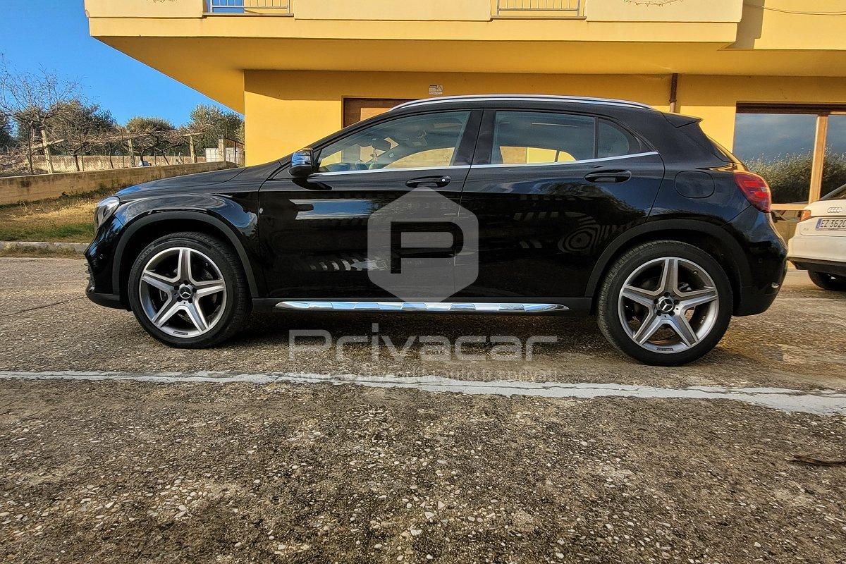 MERCEDES GLA 220 d Automatic Sport