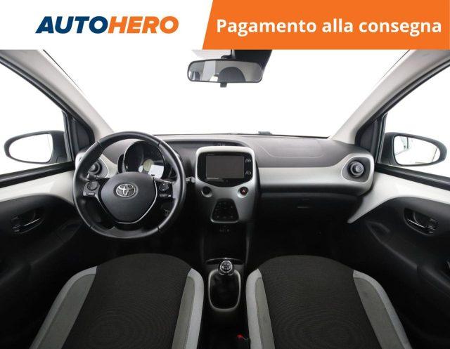 TOYOTA Aygo 1.0 VVT-i 69 CV 5 porte x-play TSS