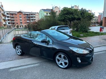 Peugeot 308 1.6 THP 150CV CC Féline