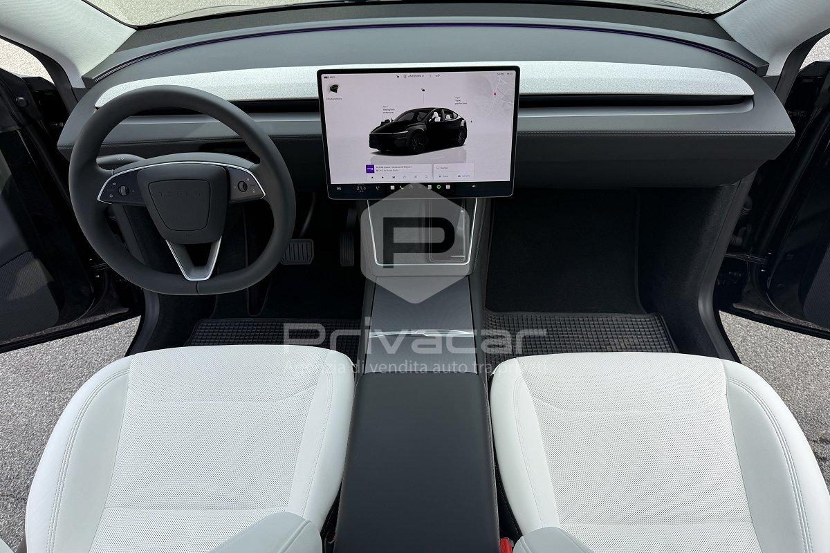 TESLA Model Y NV36 RWD
