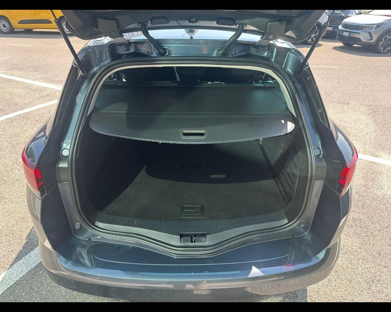 RENAULT Mégane 4ª serie - Mégane Sporter Blue dCi 115 CV Business