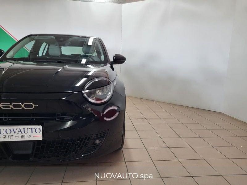 FIAT 600 1.2 Hybrid 136cv