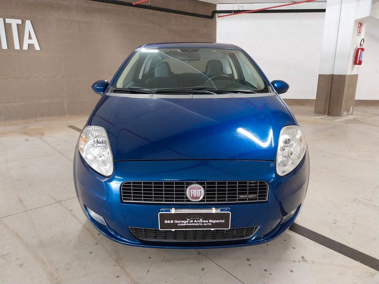 Fiat Grande Punto 1.3 MJT 90 CV 3 porte Emotion - ok neopatentati