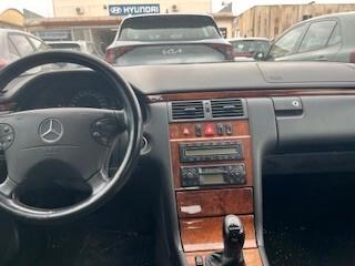 Mercedes-benz E 220 CDI cat Elegance