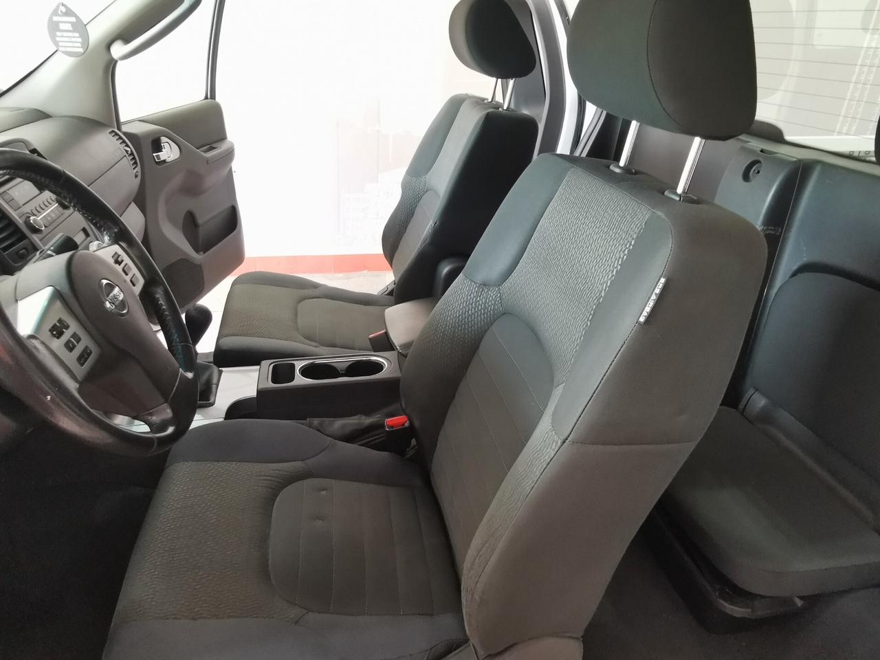 Nissan Navara 2.5 dCi 190CV 2 porte King Cab Sport