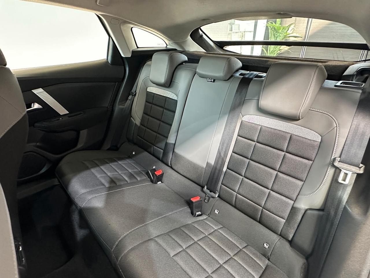 Citroen C4 PureTech 130 S&S EAT8 Plus