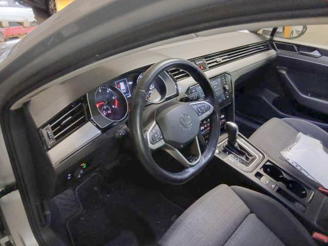 Volkswagen Passat Variant 2.0 TDI EVO Business Fari LED, Navi, Ambient Pack