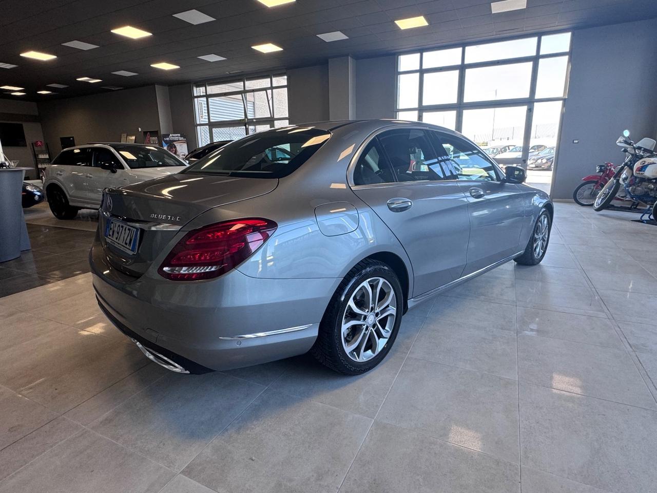 MERCEDES C220 CDI EXECUTIVE AUTOMATICA PLUS