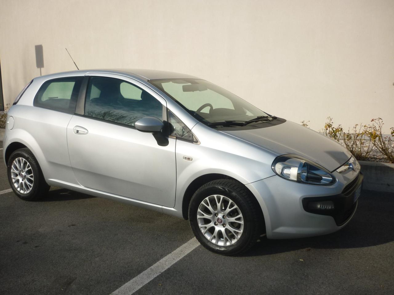Fiat Punto Evo 1.2 3 porte Dynamic Neopatentati