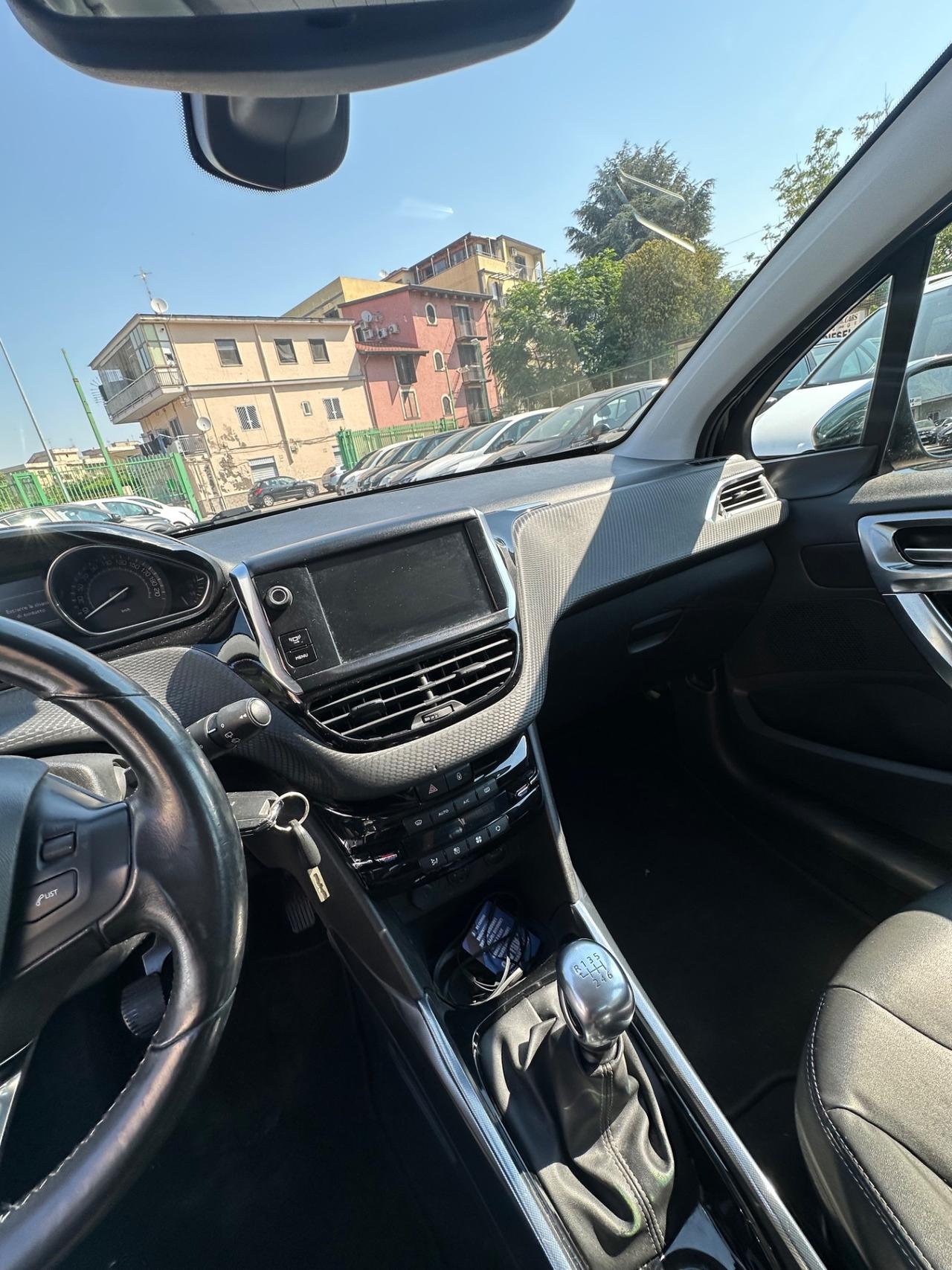 Peugeot 2008 1.6 e-HDi 115 CV Stop&Start Allure