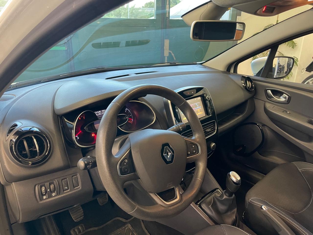 Renault Clio 1.2 75CV 5 porte Zen