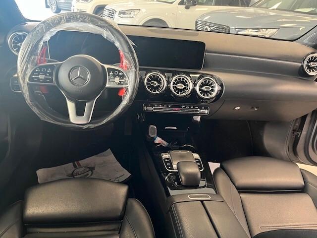 Mercedes-benz A 180 d AUTOMATIC BUSINESS PELLE + PACCHETTO LUCI INTERNO