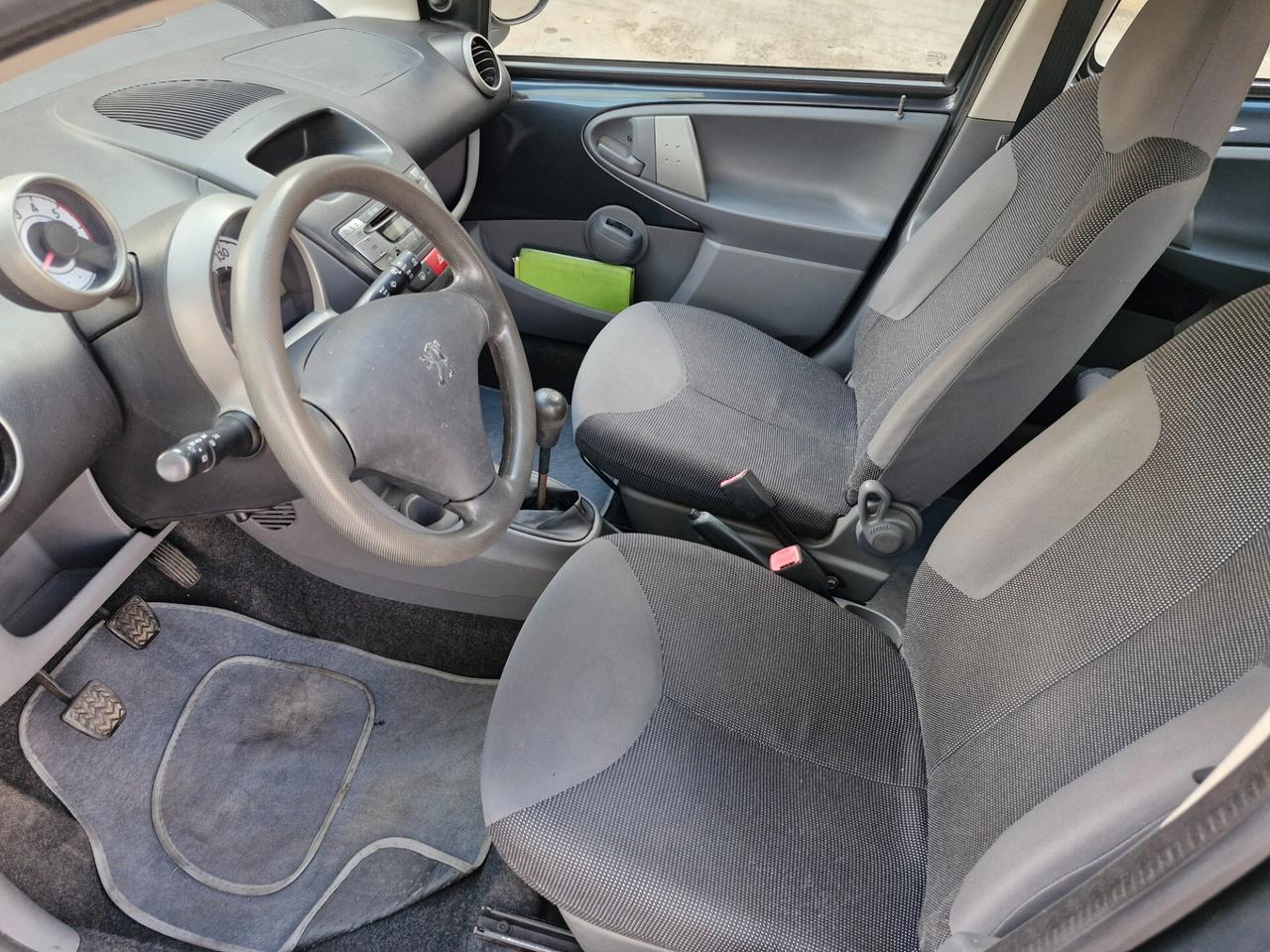 Peugeot 107 1.4 HDi 5p. Sweet Years