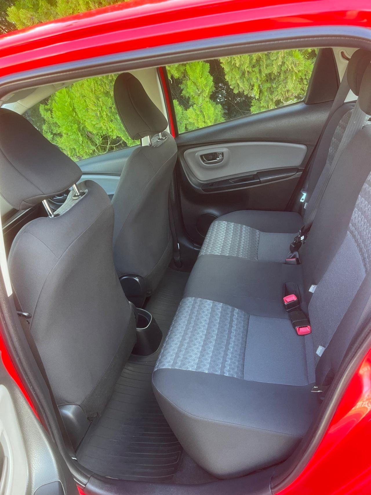 Toyota Yaris 1.0 5 porte Lounge