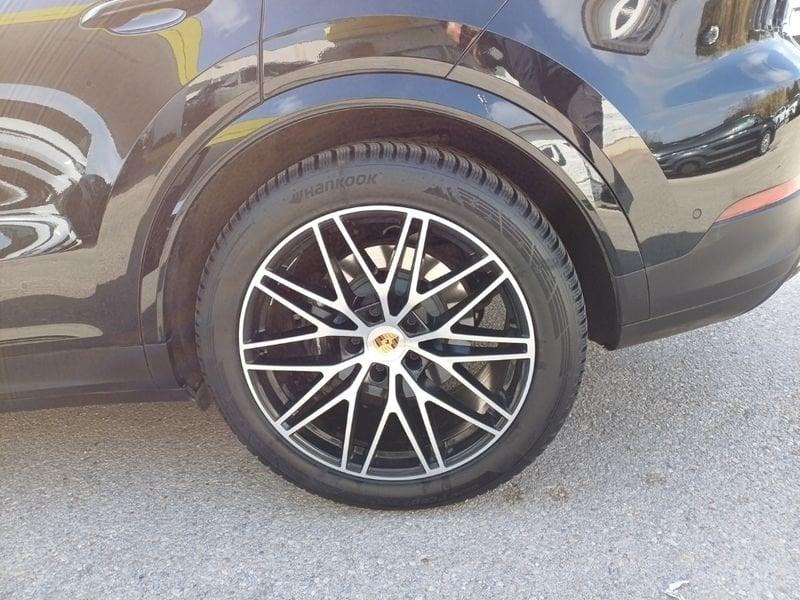 Porsche Cayenne 3.0 V6 E-HYBRID