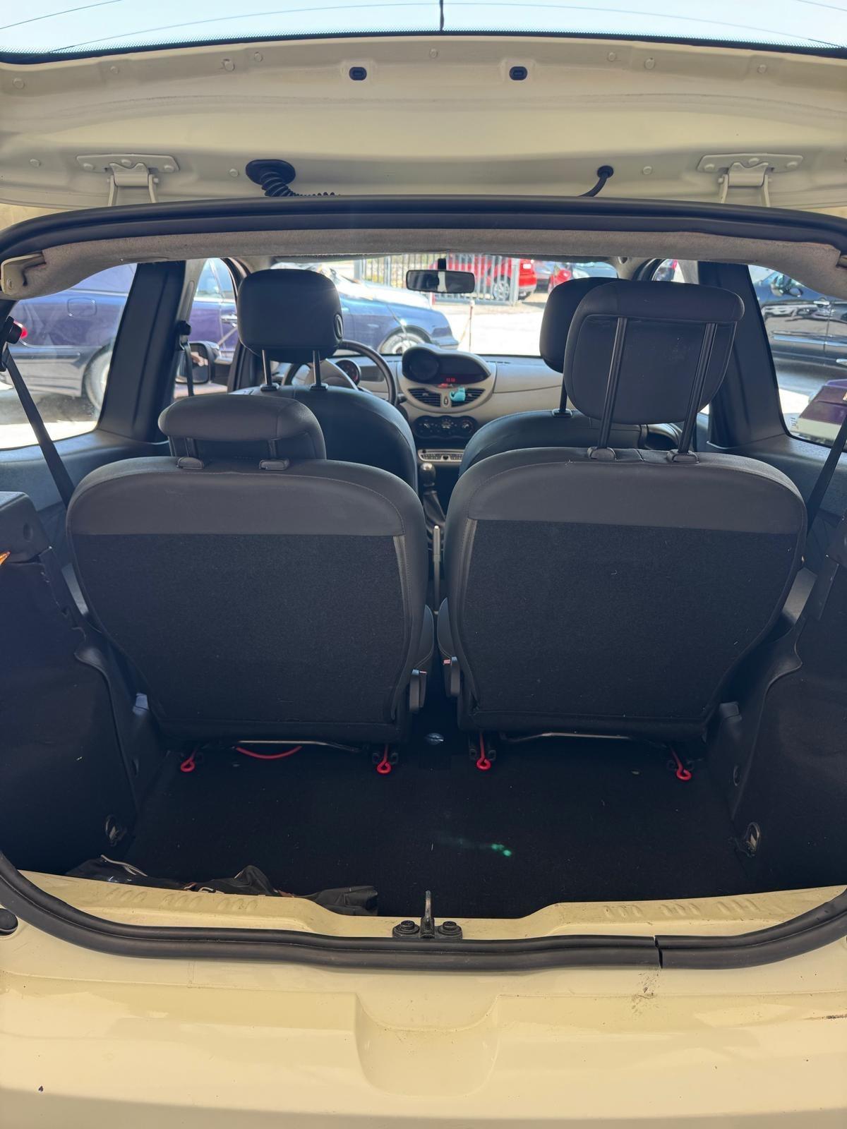 Renault Twingo 1.2 16V Dynamique 76CV 56KW