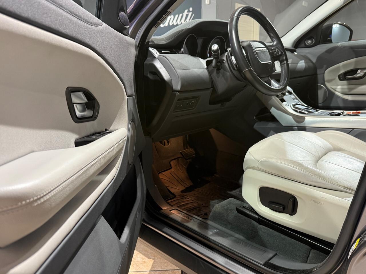 Land Rover Range Evoque 2.0 TD4 150 CV 5p. SE