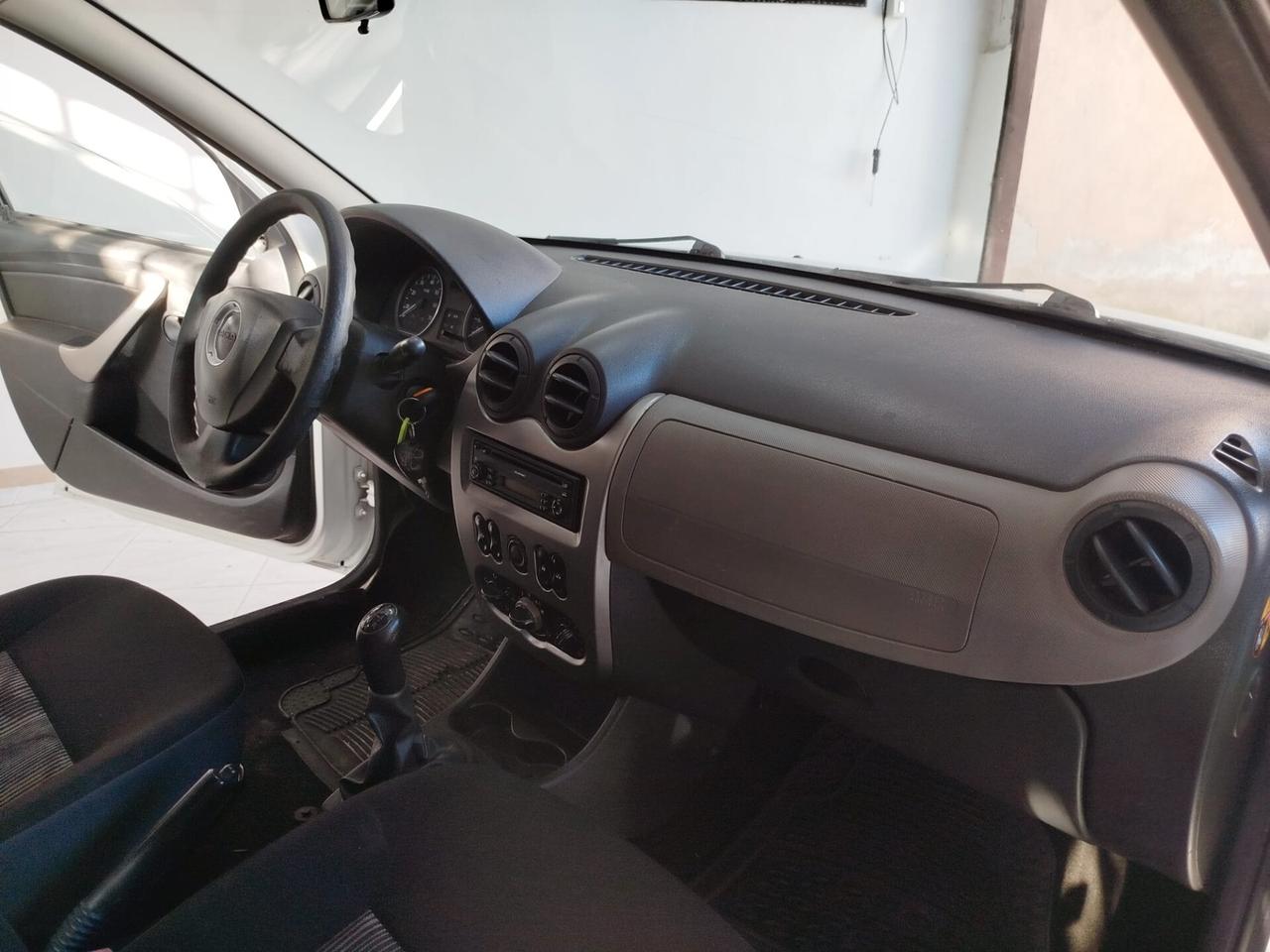Dacia Sandero 1.4 benzina 75 CV CON GARANZIA
