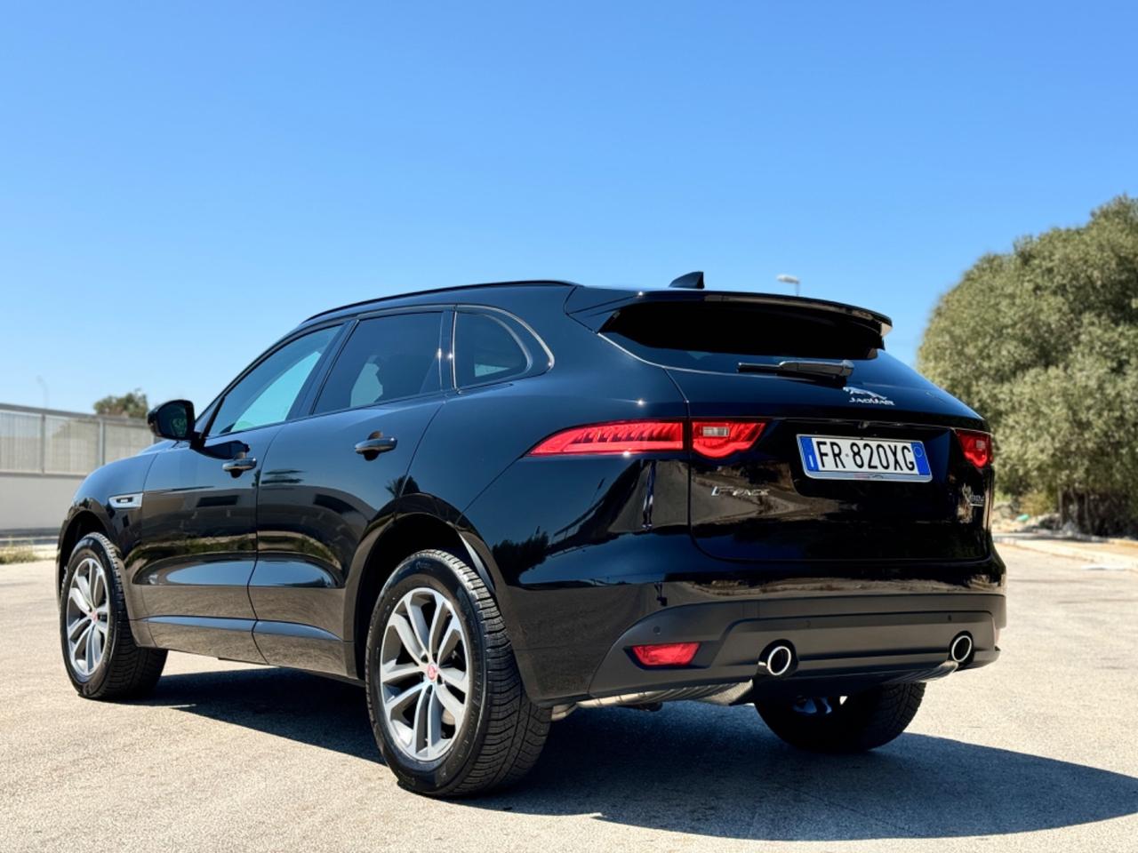 Jaguar F-Pace 3.0 D V6 300 CV AWD aut. R-Sport