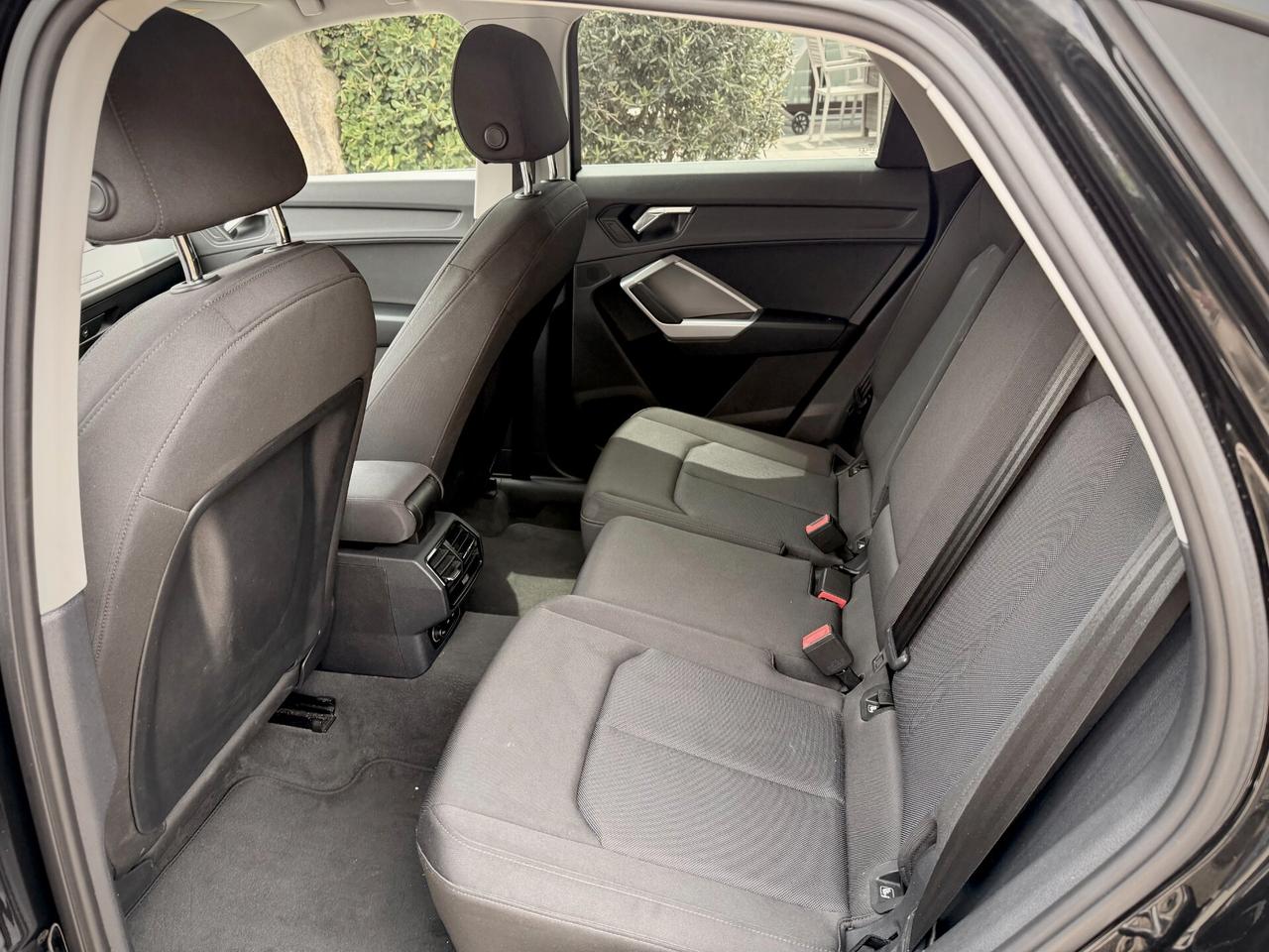 Audi Q3 SPB 35 TDI S tronic Business Plus