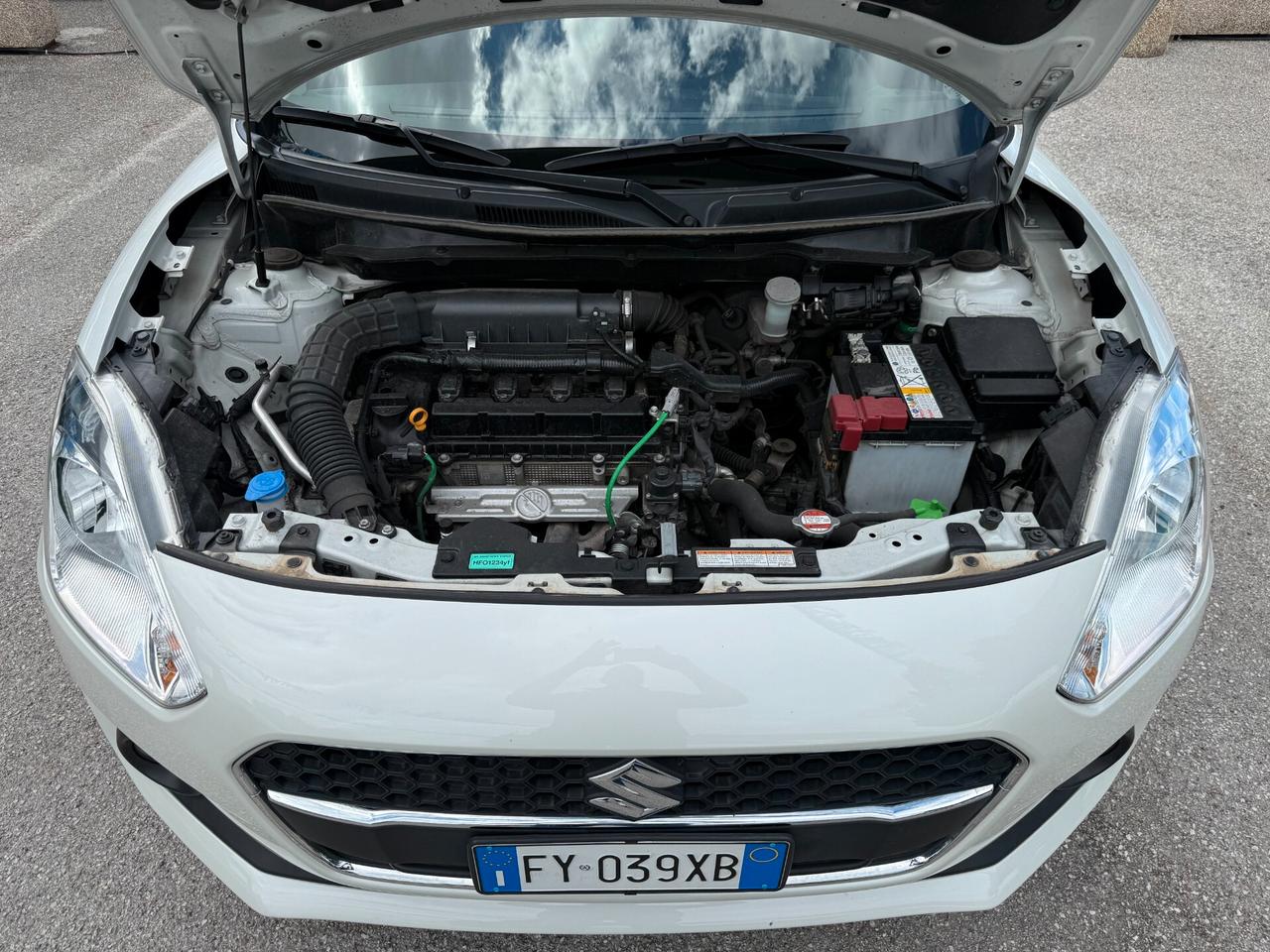 " DA VETRINA " Suzuki Swift 1.2 Hybrid Cool