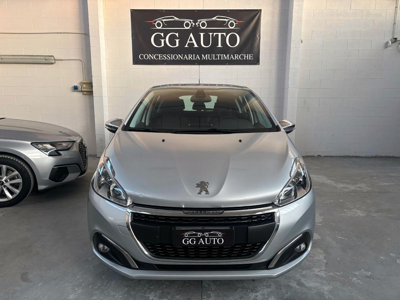 Peugeot 208 PureTech 82 5p. GPL Allure