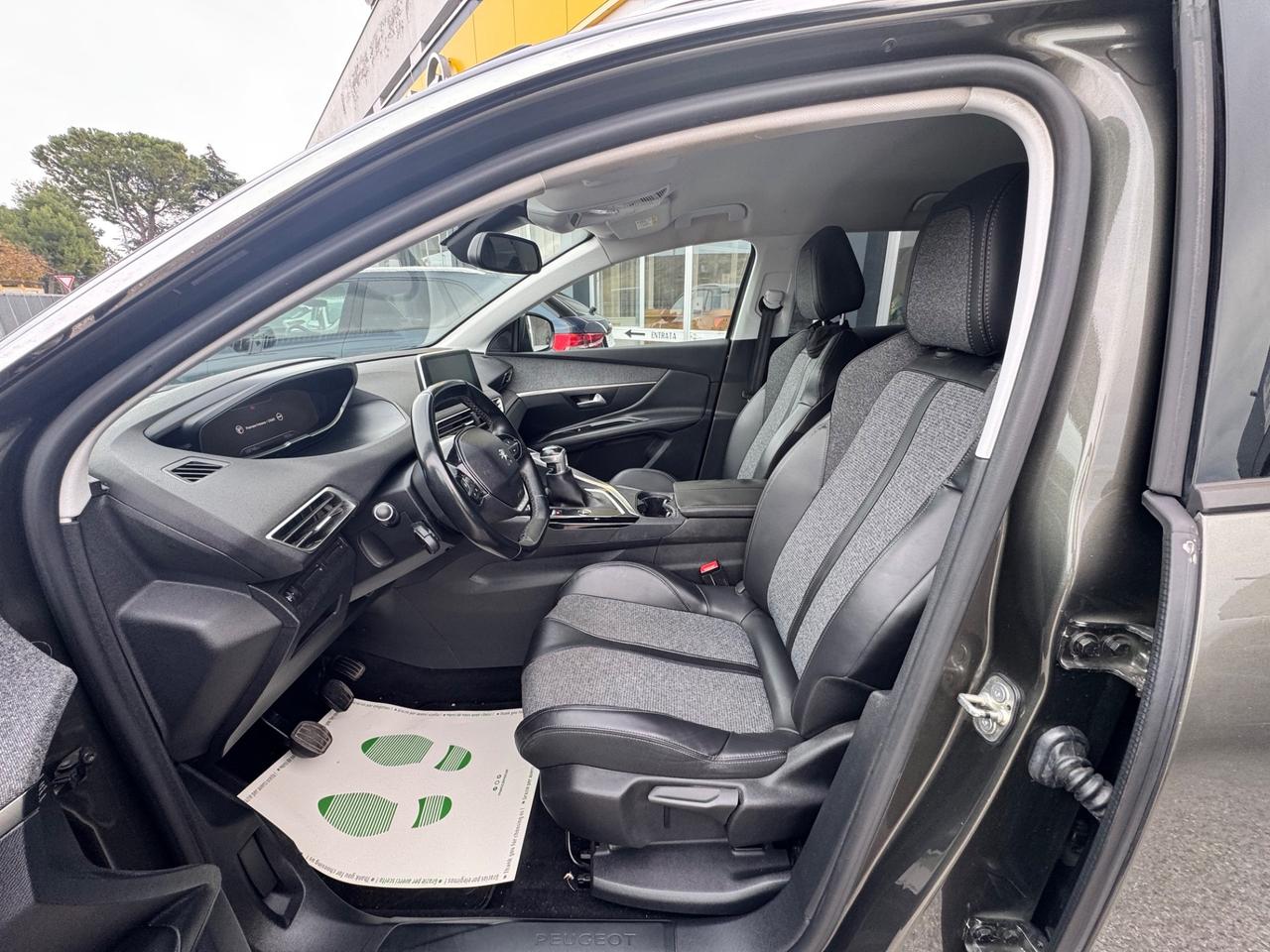 Peugeot 3008 BlueHDi 130 S&S Allure