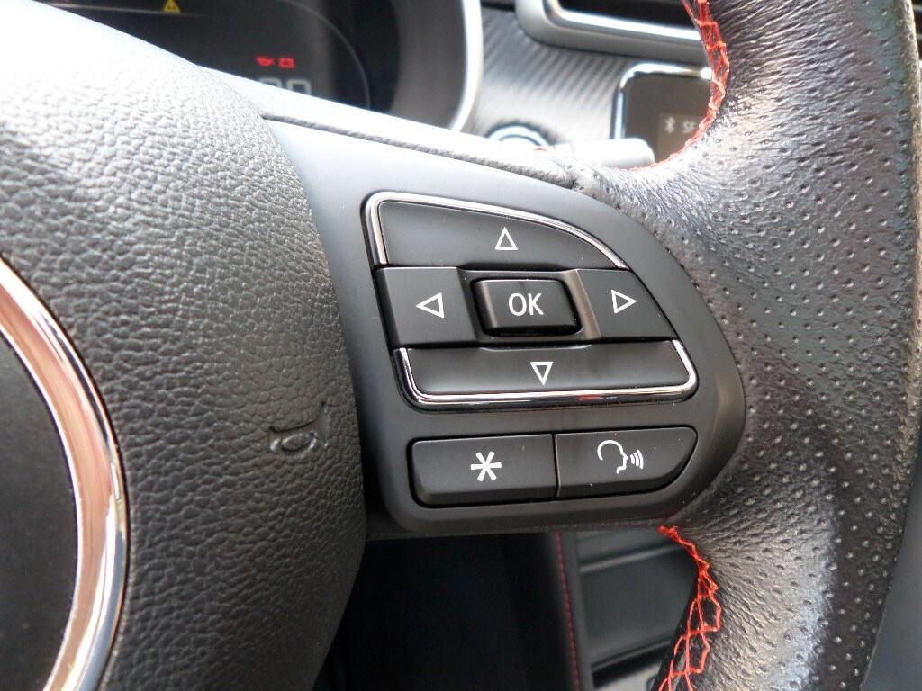 MG ZS 1.0T-GDI LUXURY - Navi-Pelle-Tetto-2 Park-Camera 360°
