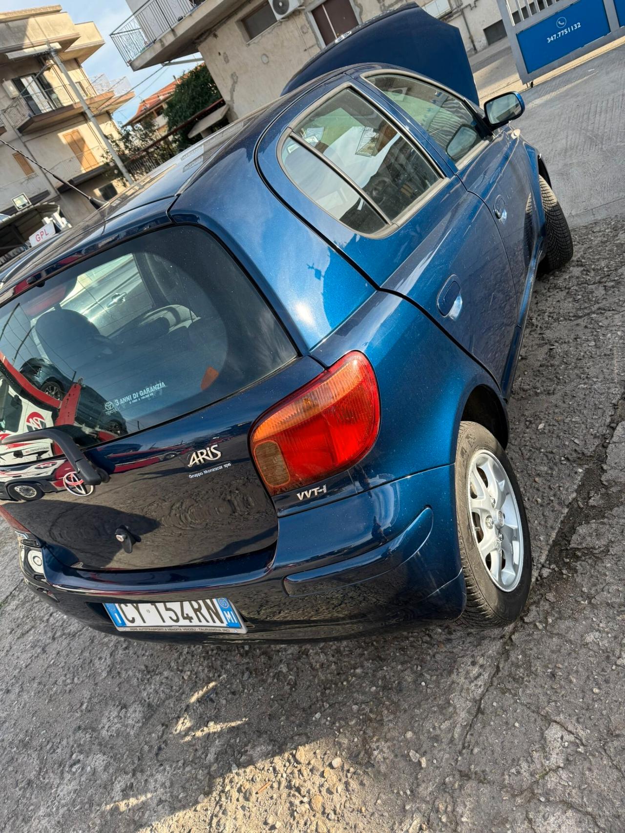 Toyota Yaris 1.0 5 porte Sol