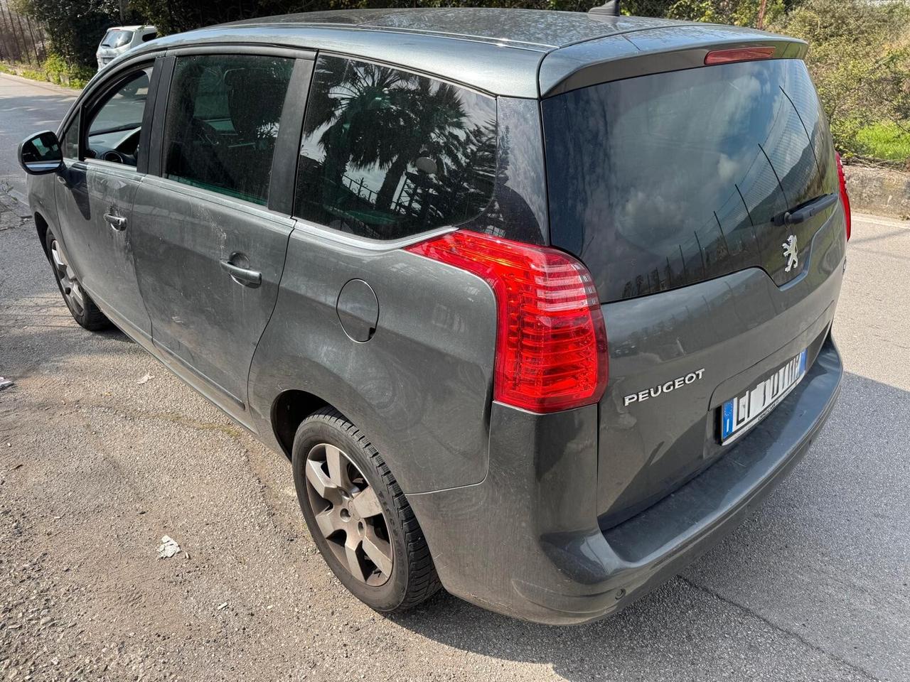 Peugeot 5008 1.6 VTi 120CV Premium