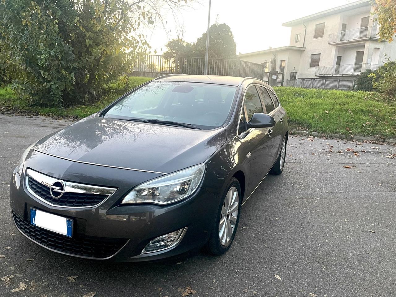 Opel Astra 1.3 CDTI 95CV S&S Sports Tourer Cosmo