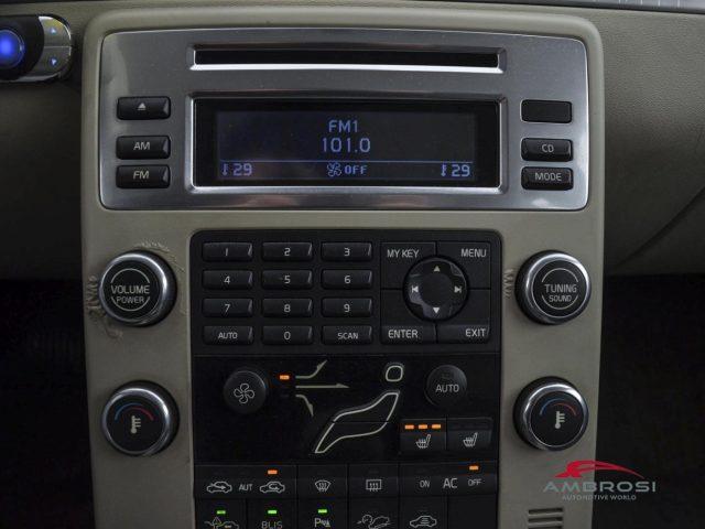 VOLVO XC70 2.4 D5 20V (185CV) cat AWD Momentum - PER OPERATOR