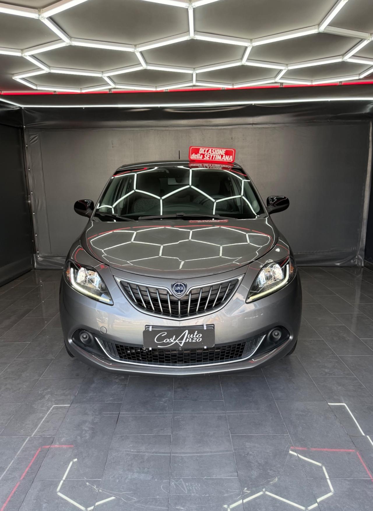 Lancia Ypsilon 1.0 Hybrid Ecochic Gold 2022