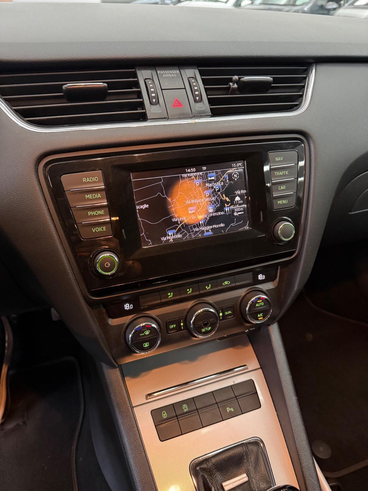 Skoda Octavia 1.6 TDI CR 110 CV DSG Ambition