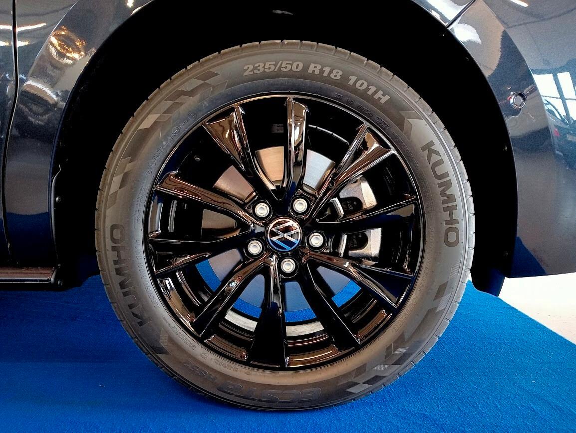 Volkswagen T7 California TRICOLOR TOUR TDI DSG LED 360 *OK 104 E AUTOCARRO*