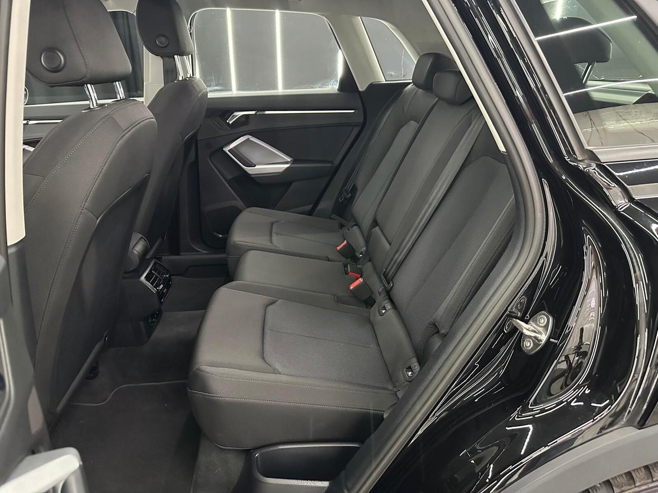 Audi Q3 35 TDI S tronic