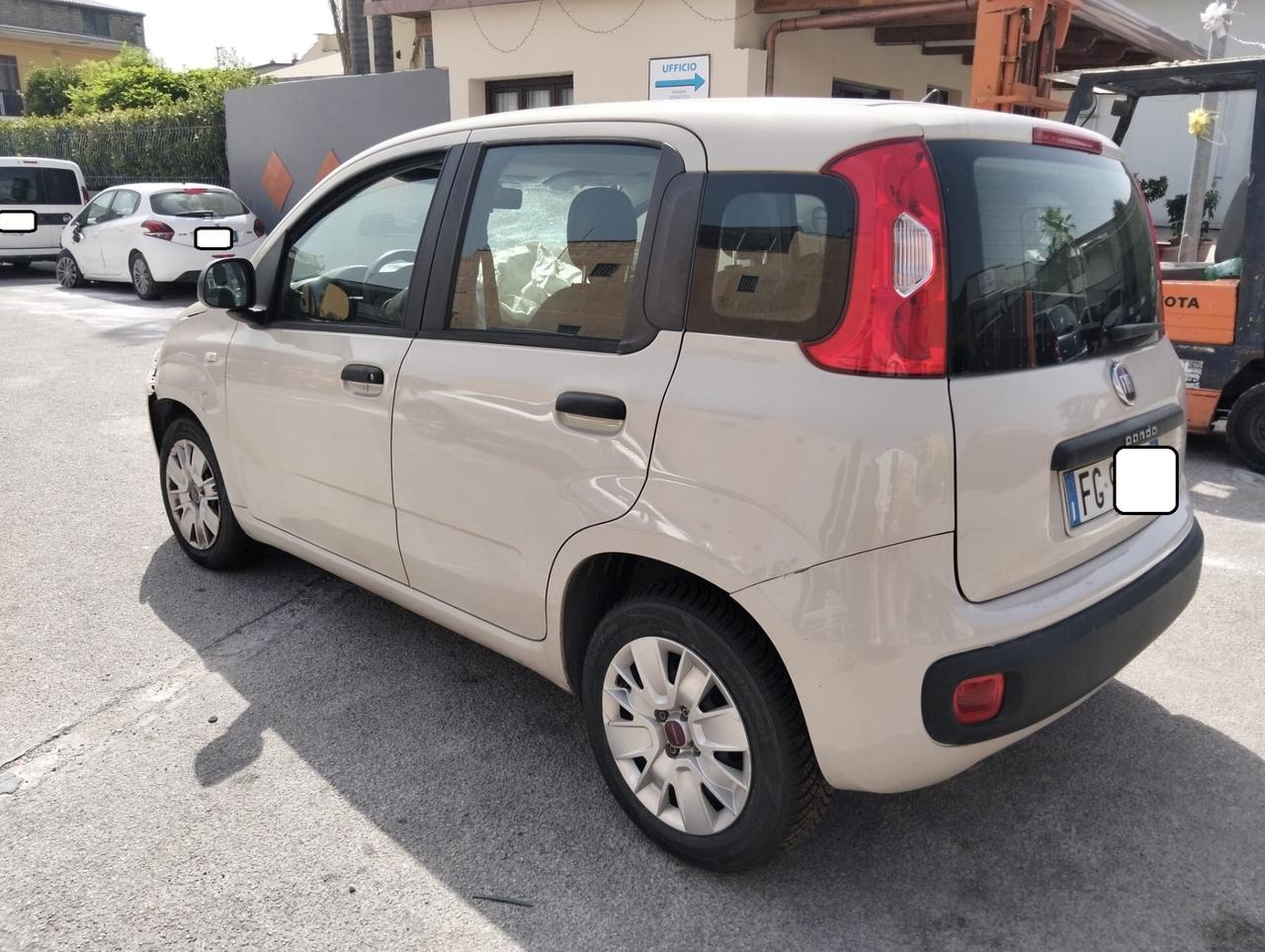 Fiat Panda 1.2 EasyPower Lounge 2016 SINISTRATA