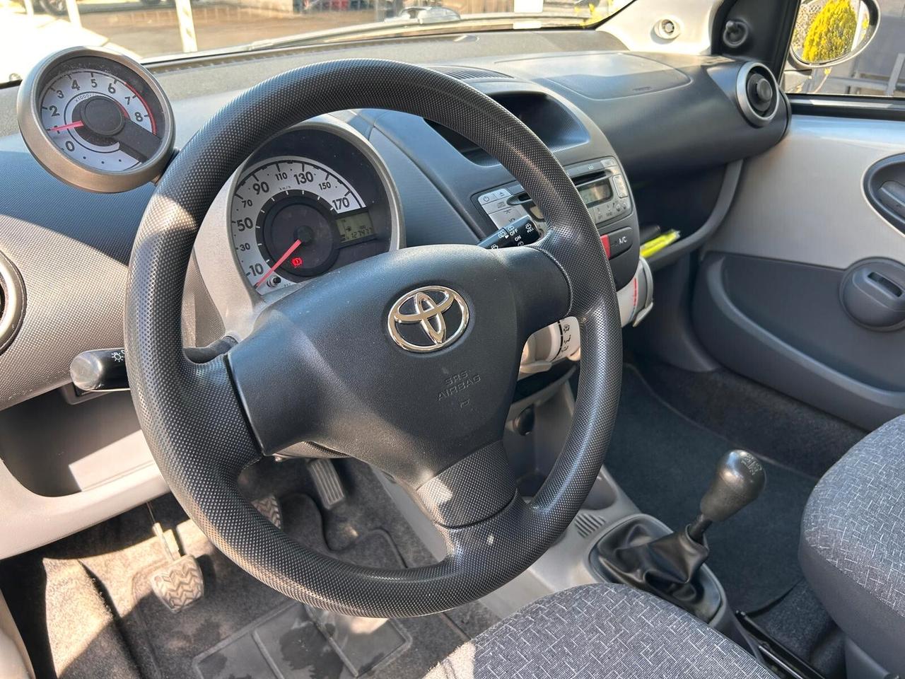 Toyota Aygo 1.0 12V VVT-i 3 porte Sol