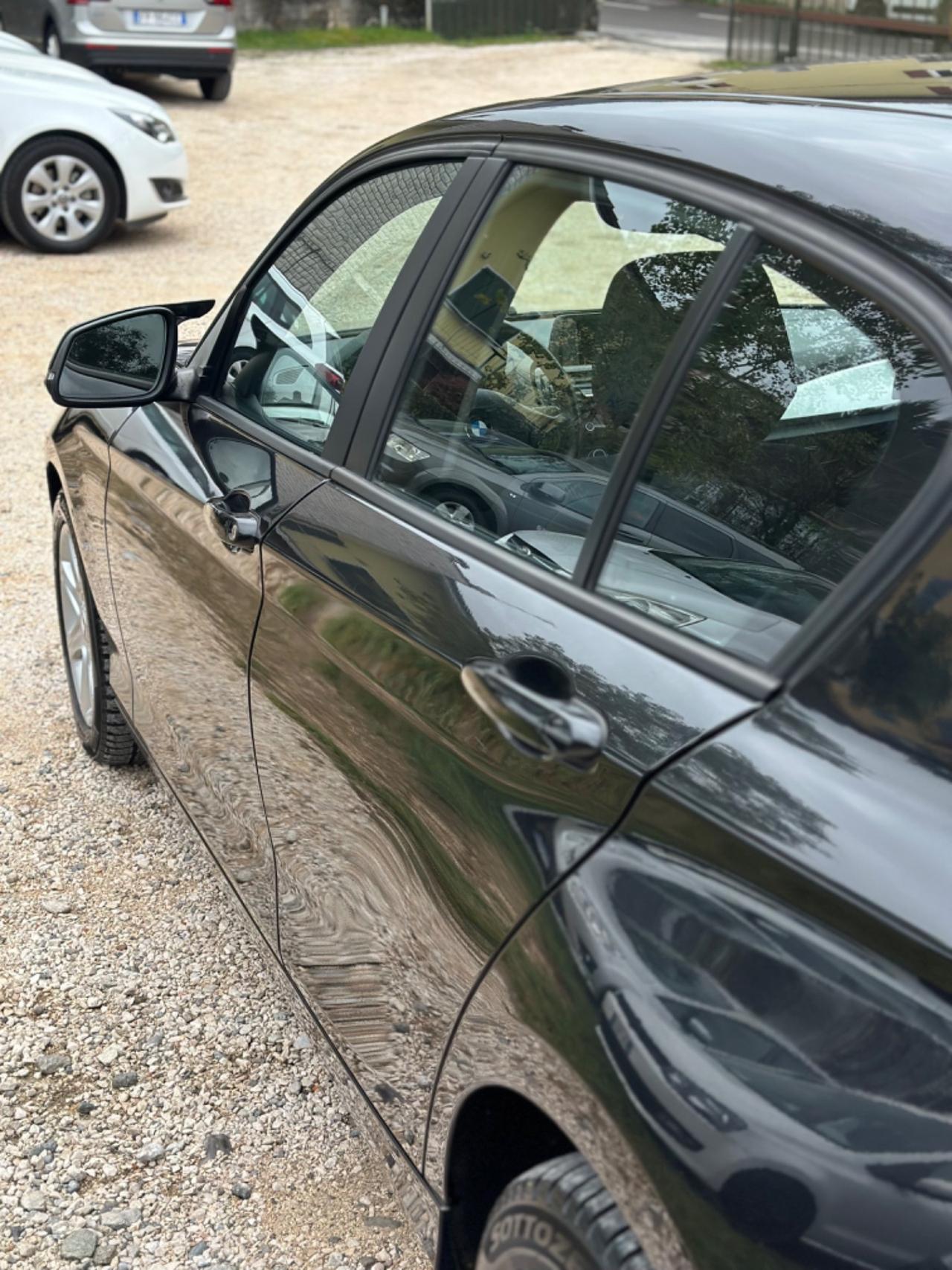 Bmw 116d 5P URBAN KMCERT AUTOMAT KMCERT GARANZKA