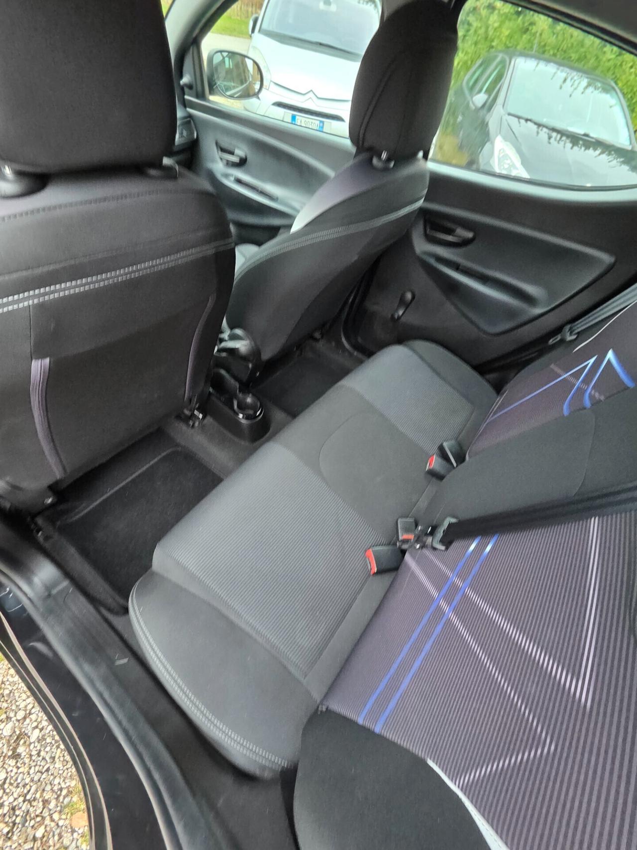 Lancia Ypsilon 1.3 MJT 95 CV Finanziabile