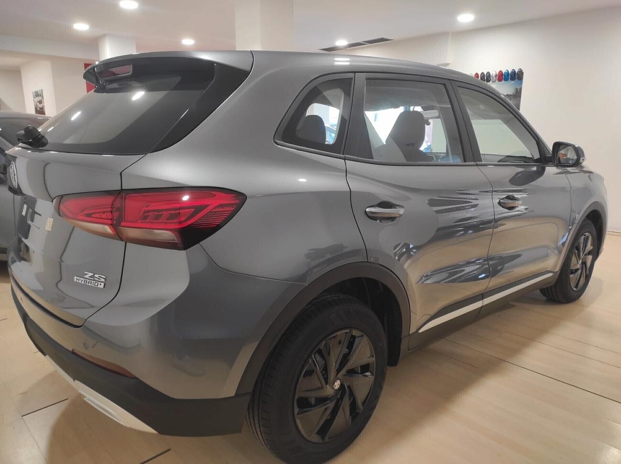 Mg ZS Hybrid Standard