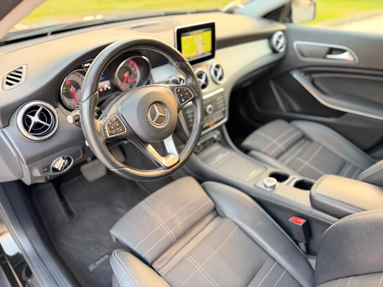 Mercedes-benz GLA 200 d Automatic NEOPATENTATI