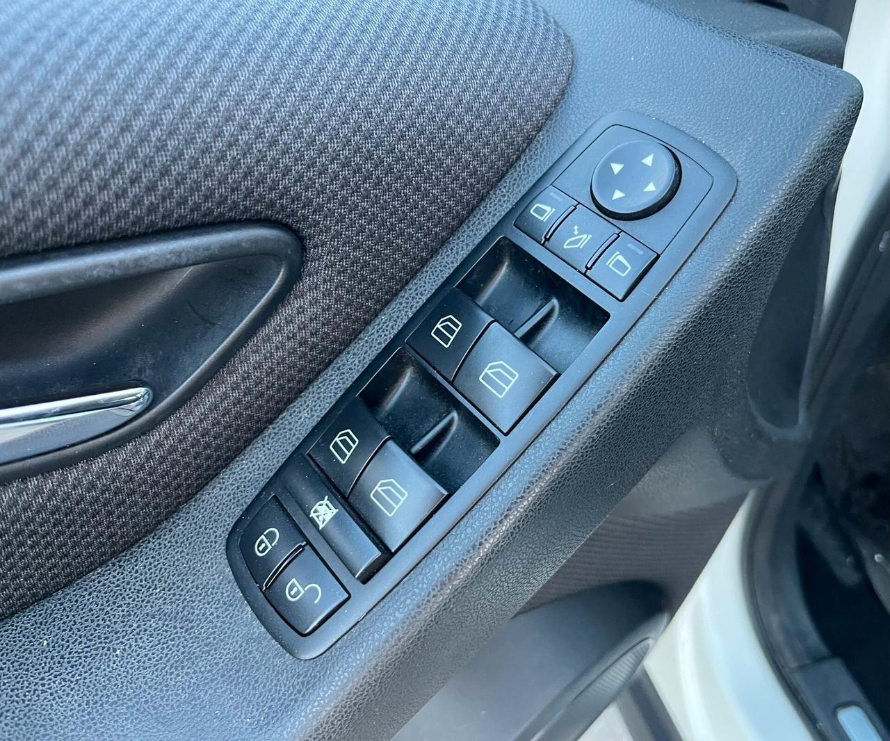 Mercedes-benz A 180 CDI - IDEALE X NEOPATENTATI - 12\2012