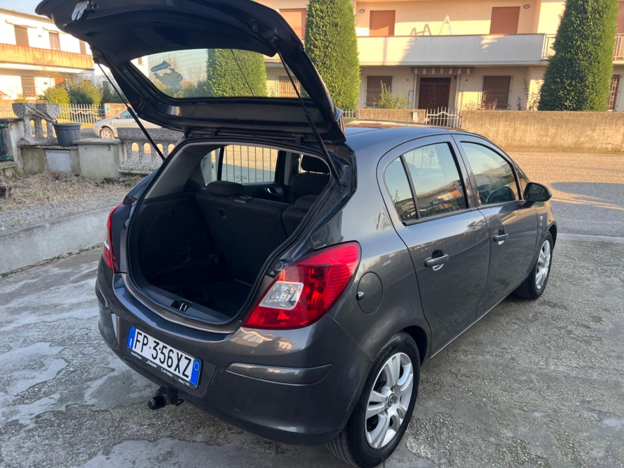 Opel Corsa 1.3 CDTI S&S GANCIO TRAINO NEOPATENTATI