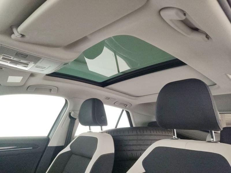 Volkswagen T-Roc I 2017 Benzina 1.0 tsi Advanced