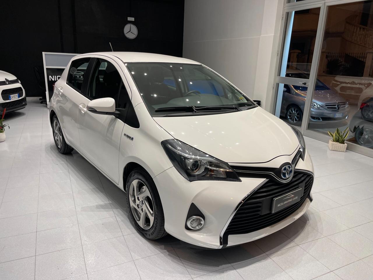 Toyota Yaris 1.5 Hybrid 5 porte Cool