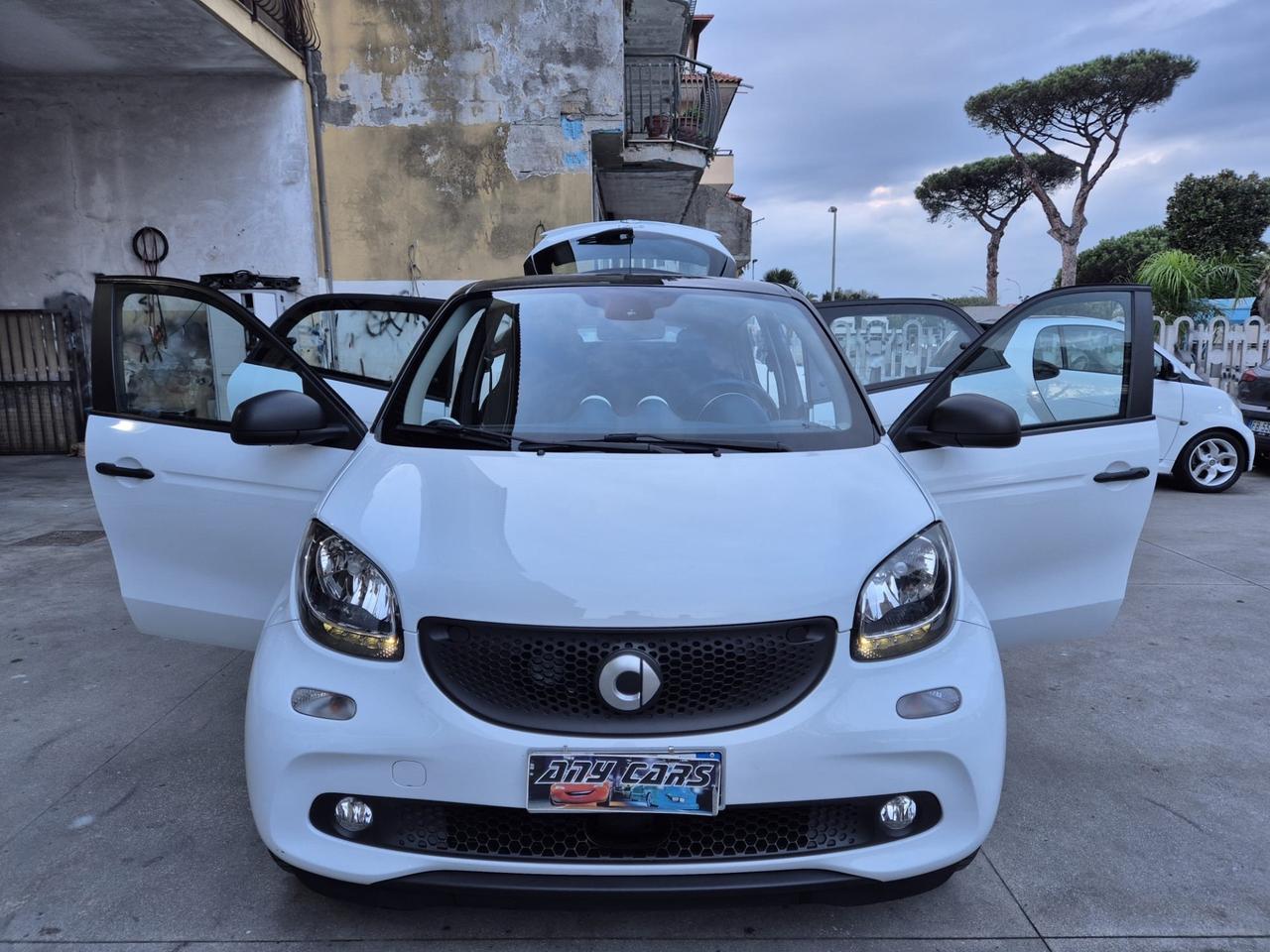 Smart ForFour 1.0 benz 70cv 2019 x neopatentati