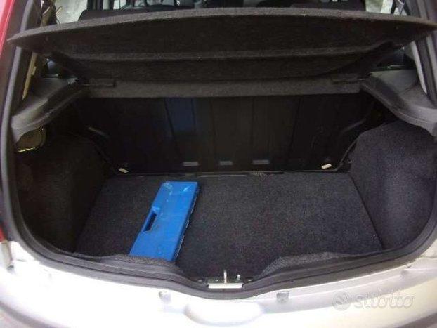 FIAT Punto 5p 1.2 Classic-SOLO 102.000 KM !!