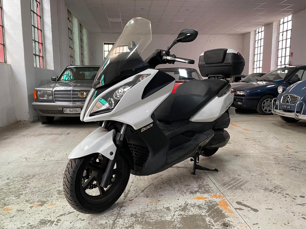 Kymco Downtown 200i UNICO PROPRIETARIO!!!